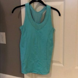 Lululemon tank